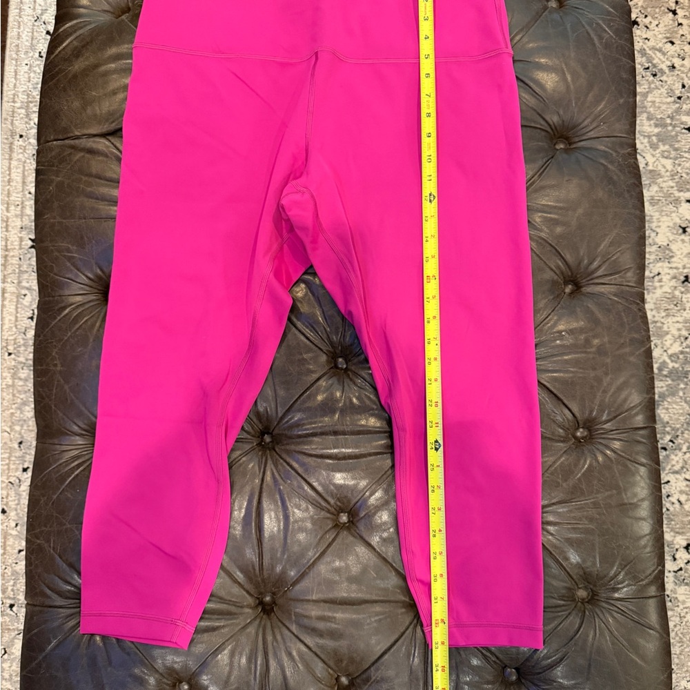 Lululemon Fuchsia High-Waisted Leggings - Picture 4 of 4